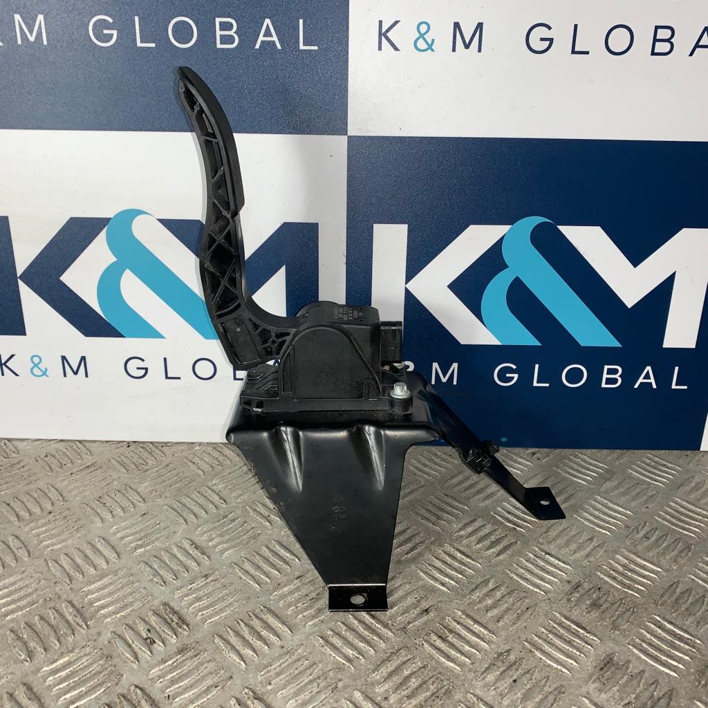 Mercedes Vito Accelerator Pedal - Image 3